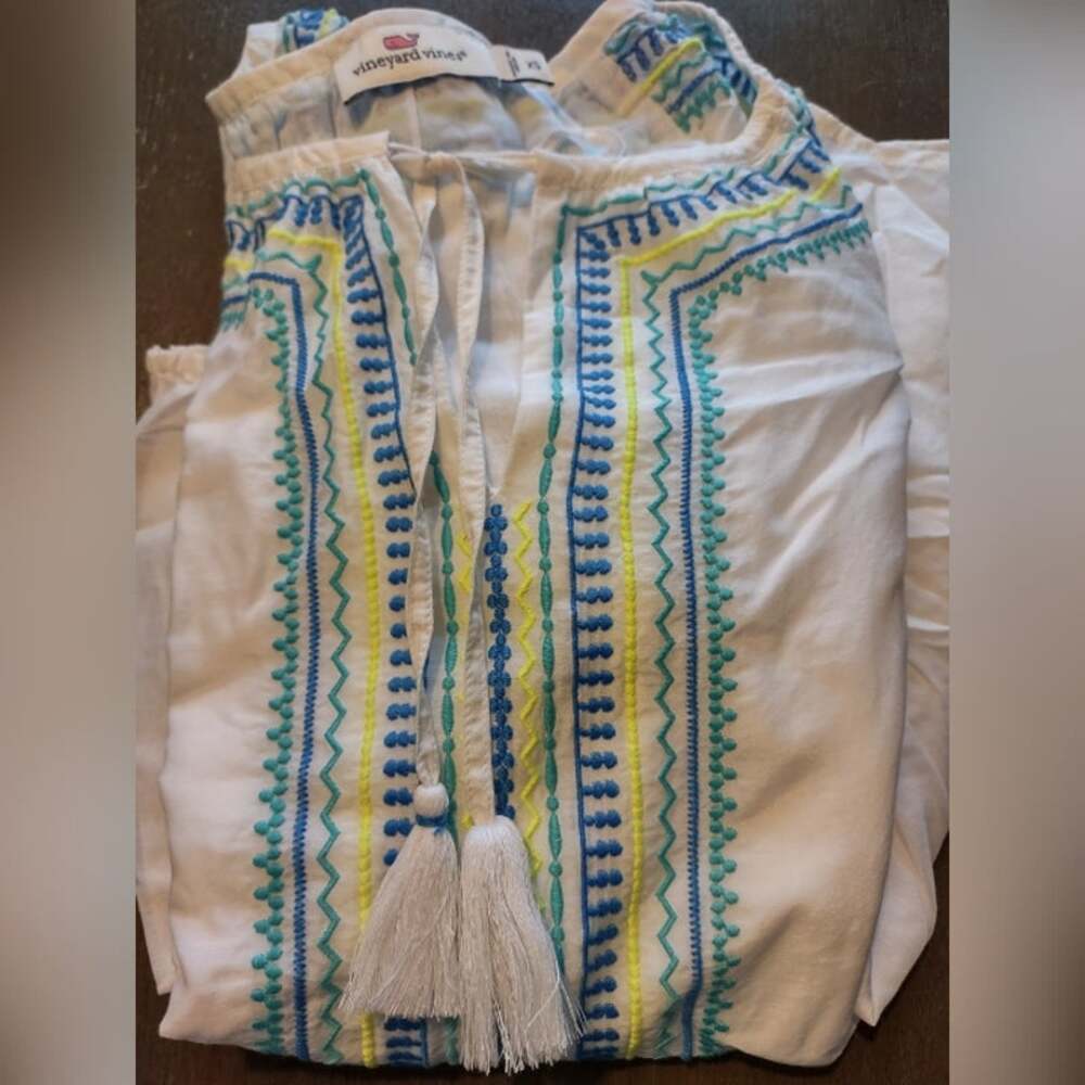 Vineyard Vines Embroidered Silk Blend Tassel Tunic Top Size XS - Picture 7 of 12